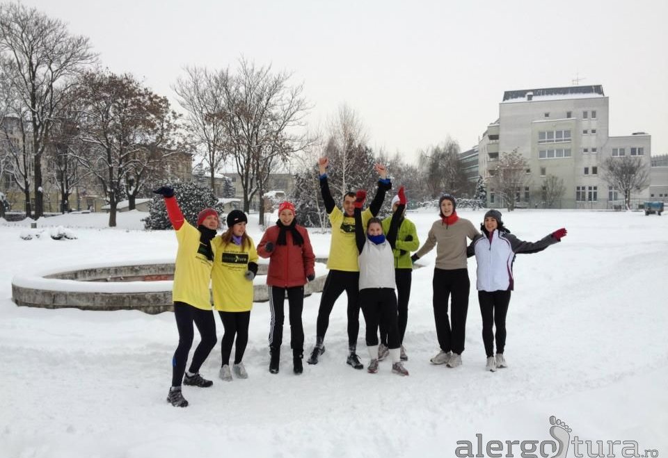 Cum ne îmbrăcăm iarna la alergare? Echipament de jogging în sezonul rece